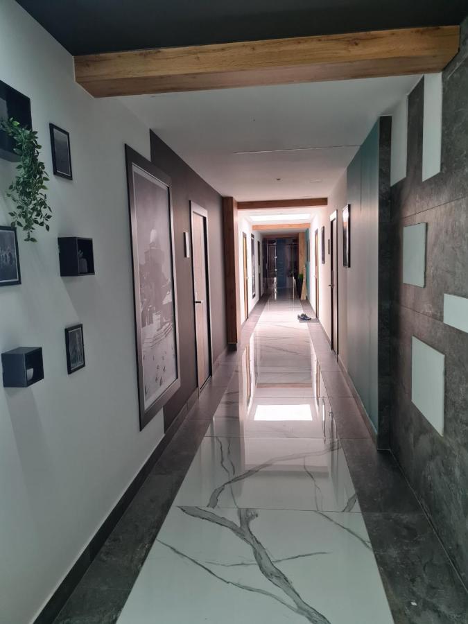 Stay And Spa Sarajevo Penthouse Buitenkant foto